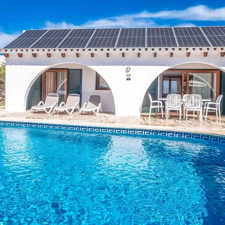 Chiquita Cala En Porter (Menorca)