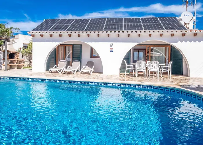 Chiquita Cala En Porter (Menorca)